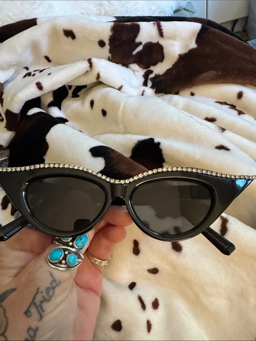 Black Rhinestone Cat-Eye Sunglasses for Women - Sparkling Glam